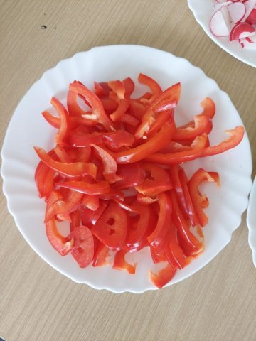 b_1024_768_0_00_images_2022_2023_Swietlica_Kanapki_343670452_3408482836071468_5818802222218727726_n